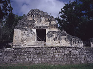 Group B, Temple VI at Chicanna - chicanna mayan ruins,chicanna mayan temple,mayan temple pictures,mayan ruins photos